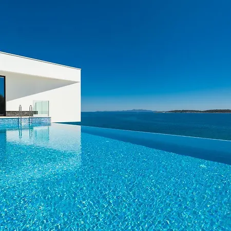 Primo Villa Vela Luka